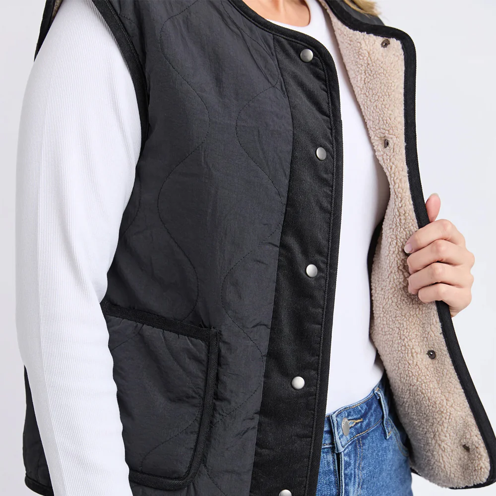 Alberta Vest - Black - Image 6