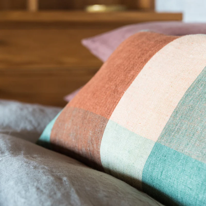 Clyde Handwoven Linen Cushion (Pea/Multi) - 50 x 30cm - Image 5