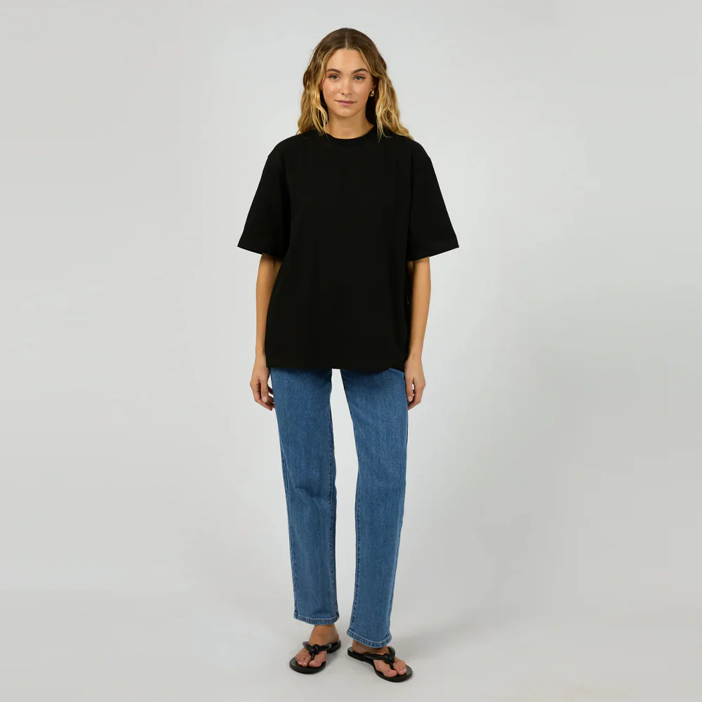 Core Oversized Tee - Black - Image 2