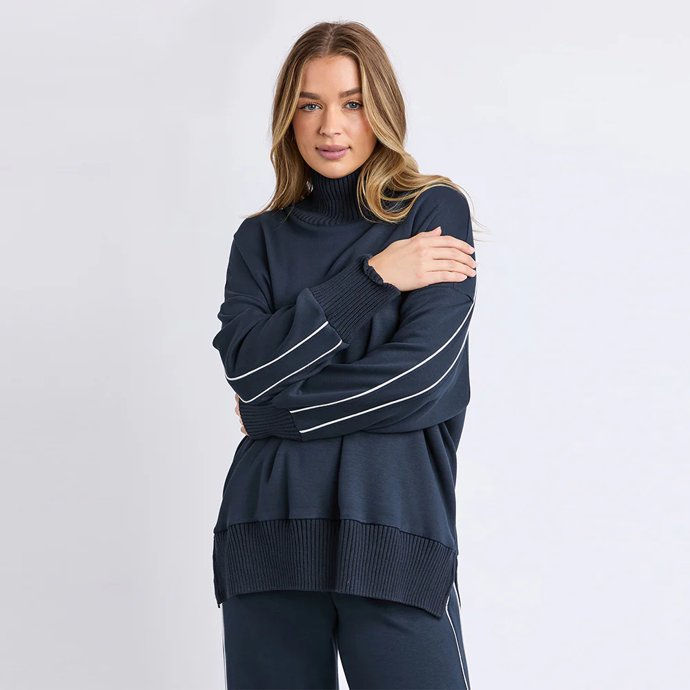 Deluxe Funnel - Navy - Image 3