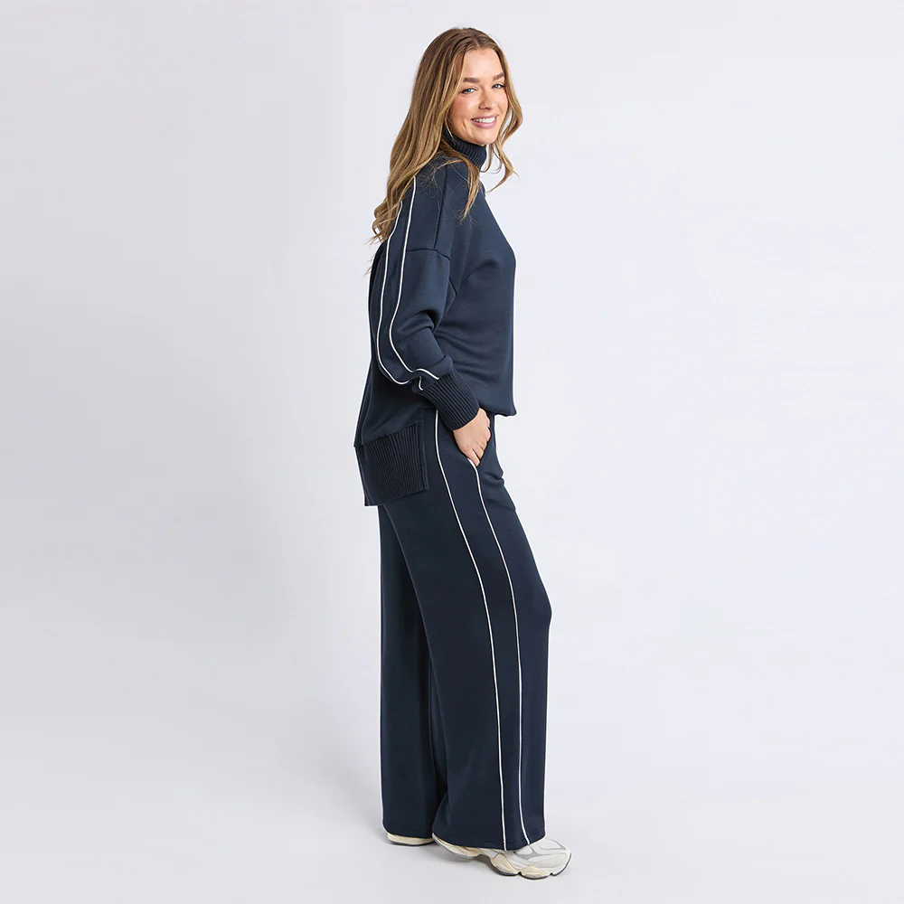 Deluxe Funnel - Navy - Image 4