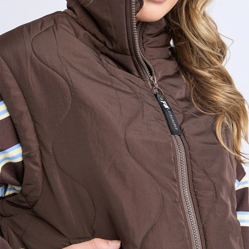 Elite Vest - Coffee - Image 3