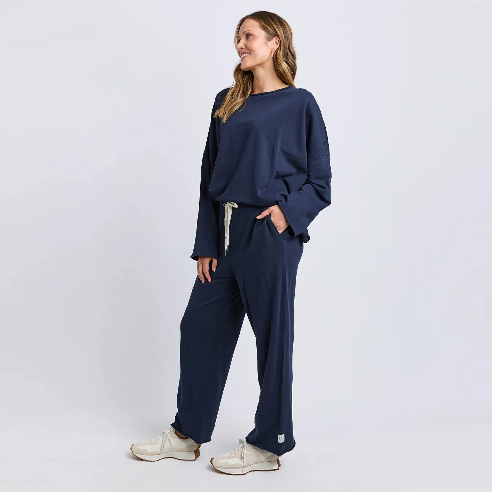 Gab Trackpant - Navy - Image 4