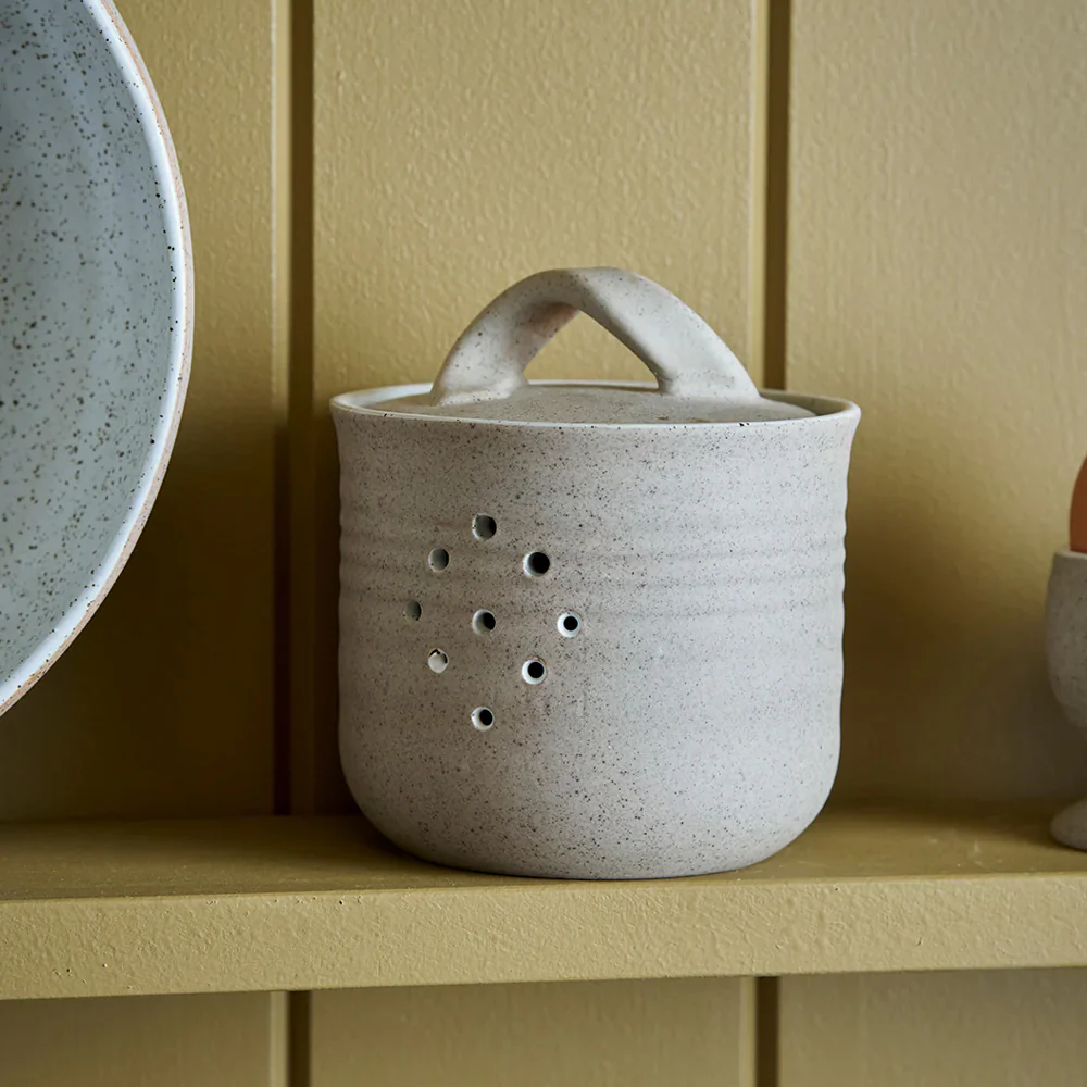 Garden to Table Garlic Canister - Image 2