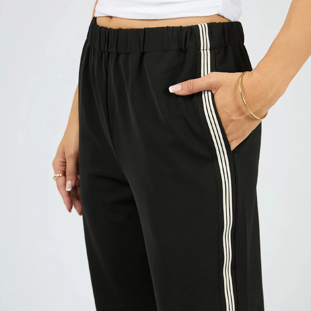 Lina Pant - Black - Image 4